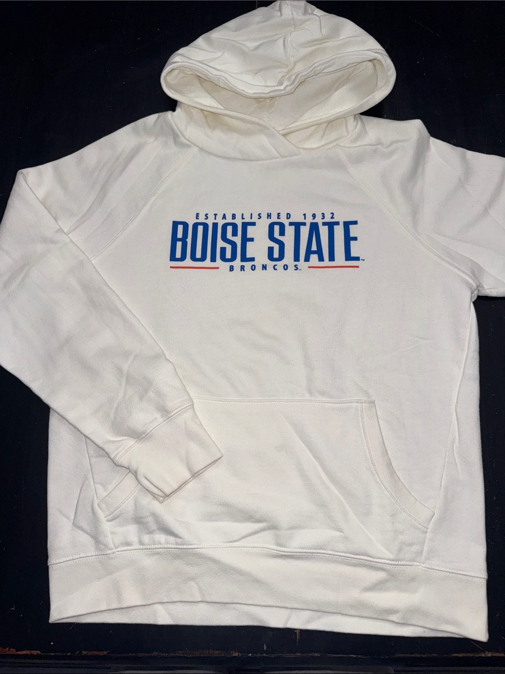 LEAGUE boise state broncos hoodie sweatshirt. size XL. white. like new.